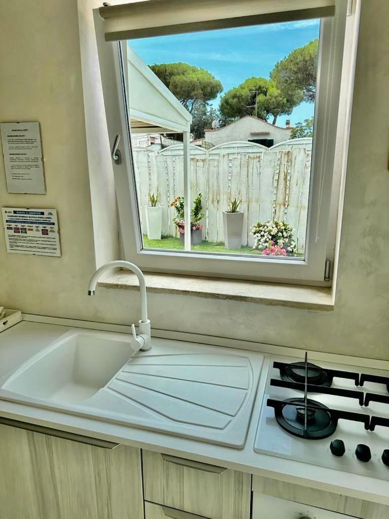 Marina di Cerveteri Casa Mila Whiteヴィラ エクステリア 写真