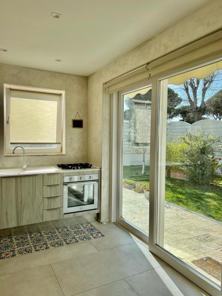 Marina di Cerveteri Casa Mila Whiteヴィラ エクステリア 写真